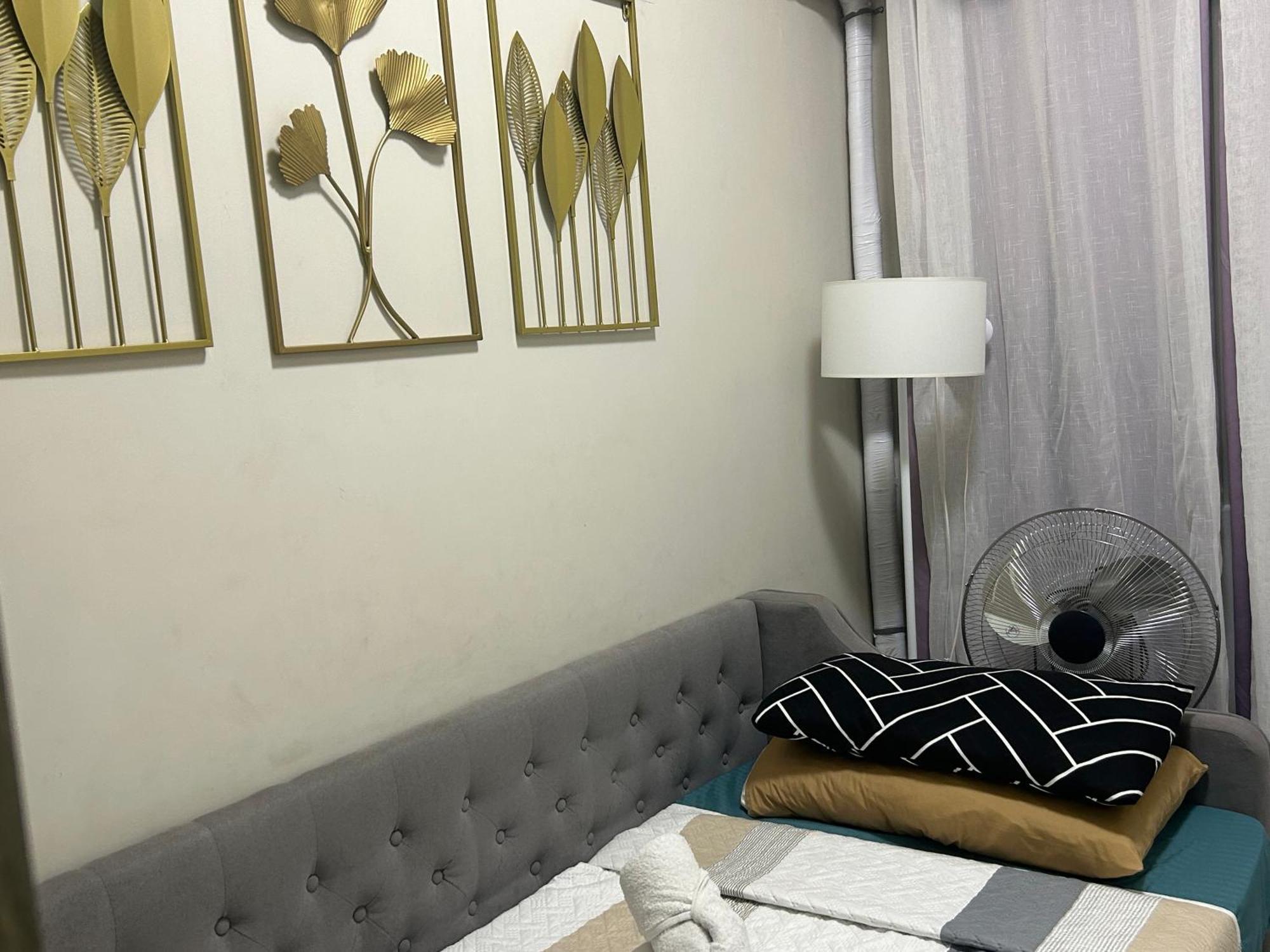 2Br Coast Residences Manila Exteriör bild