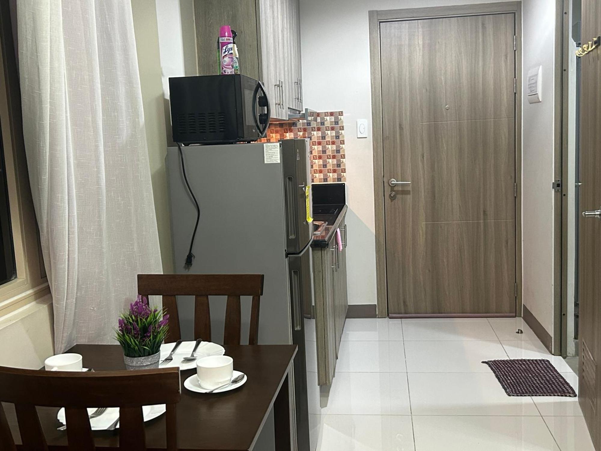 2Br Coast Residences Manila Exteriör bild