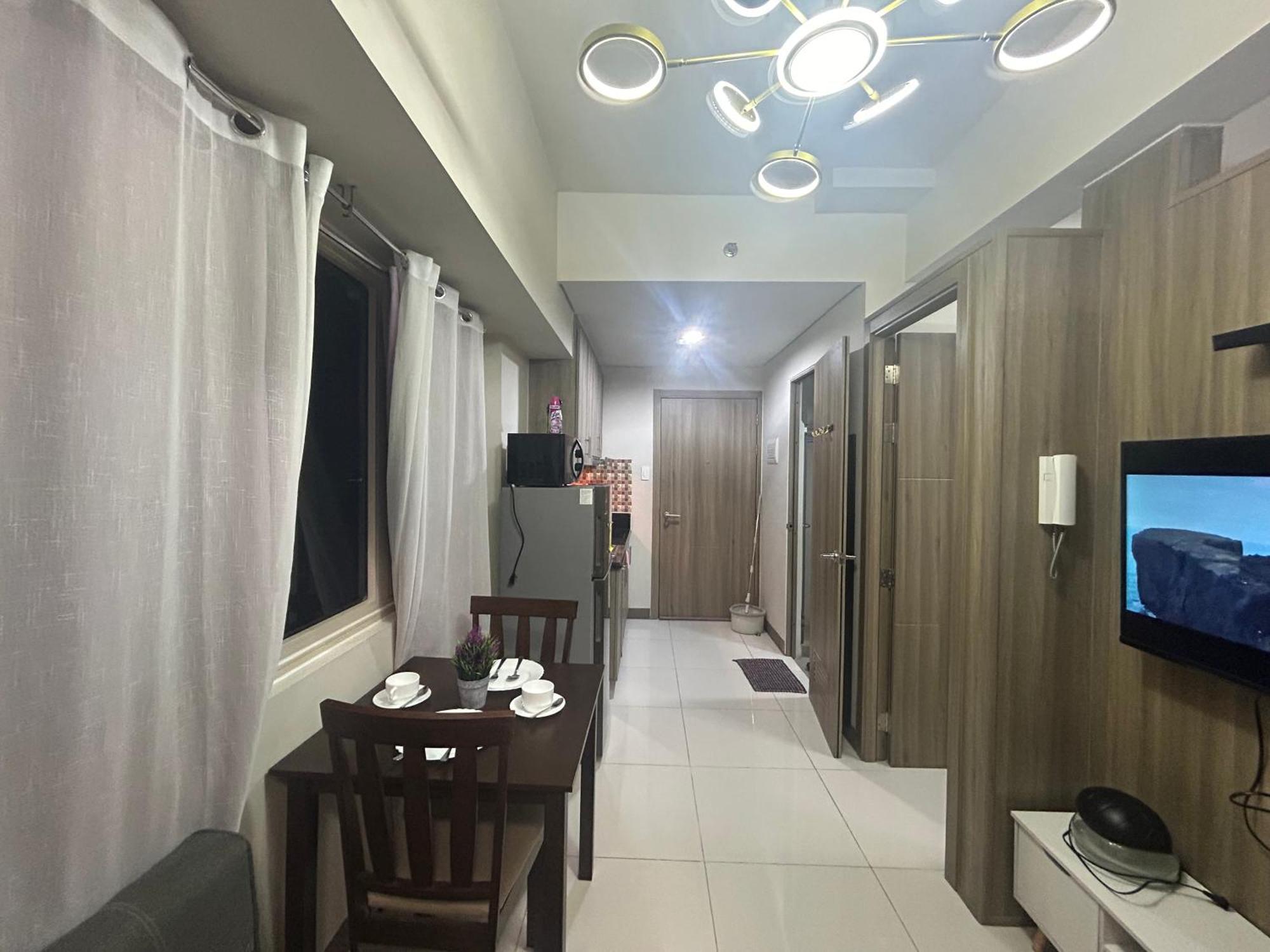 2Br Coast Residences Manila Exteriör bild